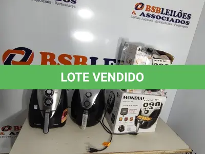 LOTE 098 - 04 - FRITADEIRAS SEM ÓLEO AIR FRYER, MONDIAL 110V (NO ESTADO, NÃO SABEMOS SE FUNCIONA. LEILÃO NÃO TEM GARANTIA E NEM DEVOLUÇÃO, SUJEITO A POSSÍVEIS AVARIAS VISÍVEIS/OCULTAS E/OU AUSÊNCIA DE COMPONENTES)