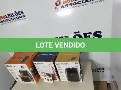 LOTE 105 - 03 - FRITADEIRAS SEM ÓLEO AIR FRYER 110V (NO ESTADO, NÃO SABEMOS SE FUNCIONA. LEILÃO NÃO TEM GARANTIA E NEM DEVOLUÇÃO, SUJEITO A POSSÍVEIS AVARIAS VISÍVEIS/OCULTAS E/OU AUSÊNCIA DE COMPONENTES)