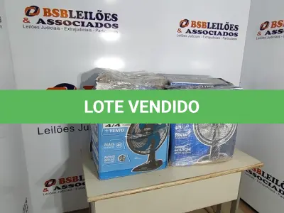 LOTE 170 - 04 - VENTILADORES DIVERSOS 110V (NO ESTADO, NÃO SABEMOS SE FUNCIONA. LEILÃO NÃO TEM GARANTIA E NEM DEVOLUÇÃO, SUJEITO A POSSÍVEIS AVARIAS VISÍVEIS/OCULTAS E/OU AUSÊNCIA DE COMPONENTES)