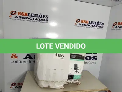 LOTE 165 - 01 - CADEIRA DE ESCRITÓRIO EXECUTIVA (NO ESTADO, NÃO SABEMOS SE FUNCIONA. LEILÃO NÃO TEM GARANTIA E NEM DEVOLUÇÃO, SUJEITO A POSSÍVEIS AVARIAS VISÍVEIS/OCULTAS E/OU AUSÊNCIA DE COMPONENTES)