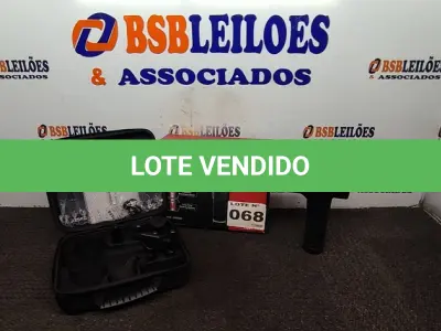 LOTE 068 - 01 - MASSAGEADOR MUSCULAR PROFISSIONAL DE 30 VELOCIDADES MASSAGE GUN MW-2650D - BIVOLT (NO ESTADO, NÃO SABEMOS SE FUNCIONA. LEILÃO NÃO TEM GARANTIA E NEM DEVOLUÇÃO, SUJEITO A POSSÍVEIS AVARIAS VISÍVEIS/OCULTAS E/OU AUSÊNCIA DE COMPONENTES)
