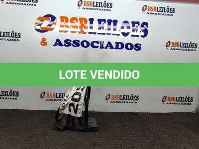 LOTE 205 - 05 – SUPORTES (NO ESTADO, NÃO SABEMOS SE FUNCIONA. LEILÃO NÃO TEM GARANTIA E NEM DEVOLUÇÃO, SUJEITO A POSSÍVEIS AVARIAS VISÍVEIS/OCULTAS E/OU AUSÊNCIA DE COMPONENTES)