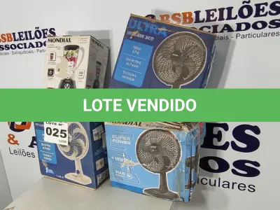LOTE 025 - 04 – ELETRODOMÉSTICOS DIVERSOS (NO ESTADO, NÃO SABEMOS SE FUNCIONA. LEILÃO NÃO TEM GARANTIA E NEM DEVOLUÇÃO, SUJEITO A POSSÍVEIS AVARIAS VISÍVEIS/OCULTAS E/OU AUSÊNCIA DE COMPONENTES)