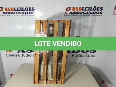 LOTE 317 - 01 - SERRA FITA DE MESA EKENOX SPL-560 220VOLTS (NO ESTADO, NÃO SABEMOS SE FUNCIONA. LEILÃO NÃO TEM GARANTIA E NEM DEVOLUÇÃO, SUJEITO A POSSÍVEIS AVARIAS VISÍVEIS/OCULTAS E/OU AUSÊNCIA DE COMPONENTES)