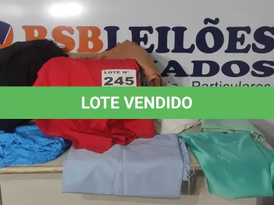 LOTE 245 - 01 LOTE C/ TECIDOS DIVERSOS (NO ESTADO, NÃO SABEMOS SE FUNCIONA. LEILÃO NÃO TEM GARANTIA E NEM DEVOLUÇÃO, SUJEITO A POSSÍVEIS AVARIAS VISÍVEIS/OCULTAS E/OU AUSÊNCIA DE COMPONENTES)
