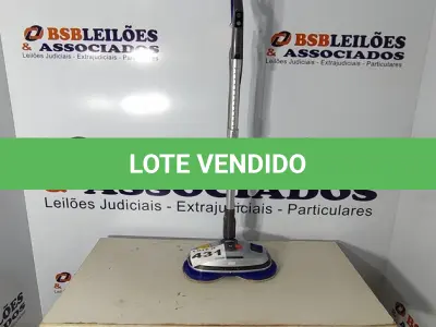 LOTE 431 - 01 - POLIDORA E LIMPADORA DE PISO WAP BRILHA UP 220V (NO ESTADO, NÃO SABEMOS SE FUNCIONA. LEILÃO NÃO TEM GARANTIA E NEM DEVOLUÇÃO, SUJEITO A POSSÍVEIS AVARIAS VISÍVEIS/OCULTAS E/OU AUSÊNCIA DE COMPONENTES)