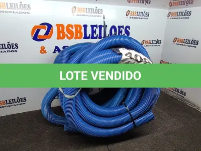 LOTE 409 - 01 - MANGUEIRA PARA PISCINA (NO ESTADO, NÃO SABEMOS SE FUNCIONA. LEILÃO NÃO TEM GARANTIA E NEM DEVOLUÇÃO, SUJEITO A POSSÍVEIS AVARIAS VISÍVEIS/OCULTAS E/OU AUSÊNCIA DE COMPONENTES)