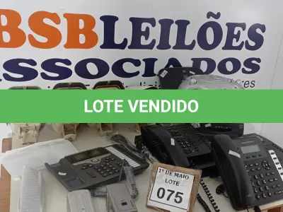 LOTE 075 - 01 LOTE COM CÂMERAS DE SEGURANÇA, APARELHOS TELEFÔNICOS 01 RADIO STEREO AM/FM E 02 CISCO. (NO ESTADO) ATENÇÃO! FAZER A VISITAÇÃO ANTES DE ARREMATAR, NÃO SABEMOS SE FUNCIONA. LEILÃO NÃO TEM GARANTIA E NEM DEVOLUÇÃO, SUJEITO A POSSÍVEIS AVARIAS VISÍVEIS/OCULTAS E/OU AUSÊNCIA DE COMPONENTES.