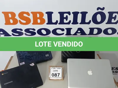 LOTE 087 - 04 NOTEBOOKS MARCAS E MODELOS DIVERSOS PARA RETIRADA DE PEÇAS.  (NO ESTADO) ATENÇÃO! FAZER A VISITAÇÃO ANTES DE ARREMATAR, NÃO SABEMOS SE FUNCIONA. LEILÃO NÃO TEM GARANTIA E NEM DEVOLUÇÃO, SUJEITO A POSSÍVEIS AVARIAS VISÍVEIS/OCULTAS E/OU AUSÊNCIA DE COMPONENTES.