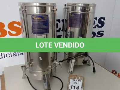 LOTE 114 - 02 CAFETEIRAS ELÉTRICAS. (NO ESTADO) ATENÇÃO! FAZER A VISITAÇÃO ANTES DE ARREMATAR, NÃO SABEMOS SE FUNCIONA. LEILÃO NÃO TEM GARANTIA E NEM DEVOLUÇÃO, SUJEITO A POSSÍVEIS AVARIAS VISÍVEIS/OCULTAS E/OU AUSÊNCIA DE COMPONENTES.