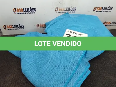 LOTE 319 - 05 - TAPETES DE PRAIA Á PROVA D'ÁGUA E AREIA (NO ESTADO, NÃO SABEMOS SE FUNCIONA. LEILÃO NÃO TEM GARANTIA E NEM DEVOLUÇÃO, SUJEITO A POSSÍVEIS AVARIAS VISÍVEIS/OCULTAS E/OU AUSÊNCIA DE COMPONENTES)