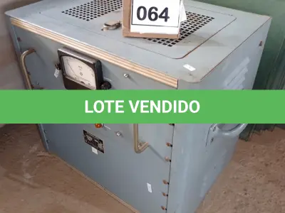 LOTE 064 - 01 REGULADOR DE VOLTAGEM MARCA STABILINE DE 16.6KVA. (NO ESTADO) ATENÇÃO! FAZER A VISITAÇÃO ANTES DE ARREMATAR, NÃO SABEMOS SE FUNCIONA. LEILÃO NÃO TEM GARANTIA E NEM DEVOLUÇÃO, SUJEITO A POSSÍVEIS AVARIAS VISÍVEIS/OCULTAS E/OU AUSÊNCIA DE COMPONENTES.