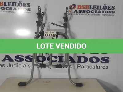 LOTE 008 - 01 - SUPORTE BICICLETA PARA CARRO (NO ESTADO, NÃO SABEMOS SE FUNCIONA. LEILÃO NÃO TEM GARANTIA E NEM DEVOLUÇÃO, SUJEITO A POSSÍVEIS AVARIAS VISÍVEIS/OCULTAS E/OU AUSÊNCIA DE COMPONENTES)