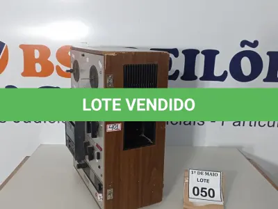 LOTE 050 - 01 TAPERECORDER AKAI 220V. (NO ESTADO) ATENÇÃO! FAZER A VISITAÇÃO ANTES DE ARREMATAR, NÃO SABEMOS SE FUNCIONA. LEILÃO NÃO TEM GARANTIA E NEM DEVOLUÇÃO, SUJEITO A POSSÍVEIS AVARIAS VISÍVEIS/OCULTAS E/OU AUSÊNCIA DE COMPONENTES.