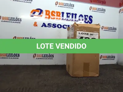 LOTE 439 - 01 - LANTERNA PORTA VELAS (NO ESTADO, NÃO SABEMOS SE FUNCIONA. LEILÃO NÃO TEM GARANTIA E NEM DEVOLUÇÃO, SUJEITO A POSSÍVEIS AVARIAS VISÍVEIS/OCULTAS E/OU AUSÊNCIA DE COMPONENTES)