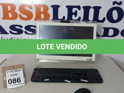 LOTE 086 - 01 PC ALL IN ONE MSI COM TECLADO E MOUSE. (NO ESTADO) ATENÇÃO! FAZER A VISITAÇÃO ANTES DE ARREMATAR, NÃO SABEMOS SE FUNCIONA. LEILÃO NÃO TEM GARANTIA E NEM DEVOLUÇÃO, SUJEITO A POSSÍVEIS AVARIAS VISÍVEIS/OCULTAS E/OU AUSÊNCIA DE COMPONENTES.