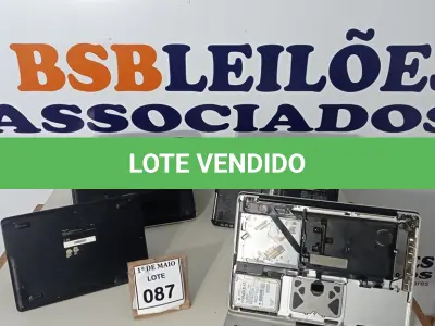LOTE 087 - 04 NOTEBOOKS MARCAS E MODELOS DIVERSOS PARA RETIRADA DE PEÇAS.  (NO ESTADO) ATENÇÃO! FAZER A VISITAÇÃO ANTES DE ARREMATAR, NÃO SABEMOS SE FUNCIONA. LEILÃO NÃO TEM GARANTIA E NEM DEVOLUÇÃO, SUJEITO A POSSÍVEIS AVARIAS VISÍVEIS/OCULTAS E/OU AUSÊNCIA DE COMPONENTES.