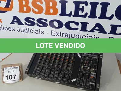 LOTE 107 - 01 MESA DE SOM MARCA UNIC MAC-08S. (NO ESTADO) ATENÇÃO! FAZER A VISITAÇÃO ANTES DE ARREMATAR, NÃO SABEMOS SE FUNCIONA. LEILÃO NÃO TEM GARANTIA E NEM DEVOLUÇÃO, SUJEITO A POSSÍVEIS AVARIAS VISÍVEIS/OCULTAS E/OU AUSÊNCIA DE COMPONENTES.