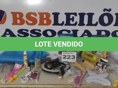 LOTE 223 - APROXIMADAMENTE 30 ITENS DIVERSOS (NO ESTADO, NÃO SABEMOS SE FUNCIONA. LEILÃO NÃO TEM GARANTIA E NEM DEVOLUÇÃO, SUJEITO A POSSÍVEIS AVARIAS VISÍVEIS/OCULTAS E/OU AUSÊNCIA DE COMPONENTES)