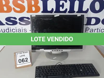 LOTE 062 - 01 MONITOR AOC. (NO ESTADO) ATENÇÃO! FAZER A VISITAÇÃO ANTES DE ARREMATAR, NÃO SABEMOS SE FUNCIONA. LEILÃO NÃO TEM GARANTIA E NEM DEVOLUÇÃO, SUJEITO A POSSÍVEIS AVARIAS VISÍVEIS/OCULTAS E/OU AUSÊNCIA DE COMPONENTES.