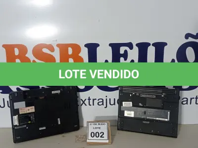 LOTE 002 - 02 NOTEBOOKS SENDO 01 MARCA DATEN E 01 IBM SEM CARREGADOR COM AVARIAS.  (NO ESTADO) ATENÇÃO! FAZER A VISITAÇÃO ANTES DE ARREMATAR, NÃO SABEMOS SE FUNCIONA. LEILÃO NÃO TEM GARANTIA E NEM DEVOLUÇÃO, SUJEITO A POSSÍVEIS AVARIAS VISÍVEIS/OCULTAS E/OU AUSÊNCIA DE COMPONENTES.