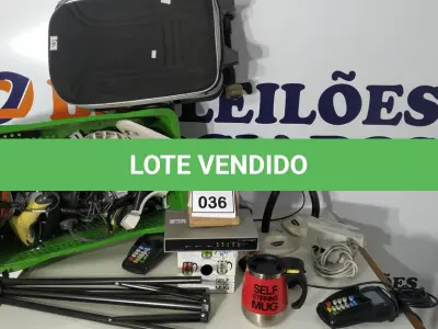 LOTE 036 - 01 LOTE COM ITENS DIVERSOS. (NO ESTADO) ATENÇÃO! FAZER A VISITAÇÃO ANTES DE ARREMATAR, NÃO SABEMOS SE FUNCIONA. LEILÃO NÃO TEM GARANTIA E NEM DEVOLUÇÃO, SUJEITO A POSSÍVEIS AVARIAS VISÍVEIS/OCULTAS E/OU AUSÊNCIA DE COMPONENTES.