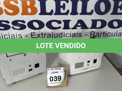 LOTE 039 - 02 CONTADORAS DE CÉDULAS. (NO ESTADO) ATENÇÃO! FAZER A VISITAÇÃO ANTES DE ARREMATAR, NÃO SABEMOS SE FUNCIONA. LEILÃO NÃO TEM GARANTIA E NEM DEVOLUÇÃO, SUJEITO A POSSÍVEIS AVARIAS VISÍVEIS/OCULTAS E/OU AUSÊNCIA DE COMPONENTES.