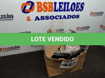 LOTE 428 - 01 LOTE C/ GRANDE QUANTIDADE E PARAFUSOS DIVERSOS (NO ESTADO, NÃO SABEMOS SE FUNCIONA. LEILÃO NÃO TEM GARANTIA E NEM DEVOLUÇÃO, SUJEITO A POSSÍVEIS AVARIAS VISÍVEIS/OCULTAS E/OU AUSÊNCIA DE COMPONENTES)