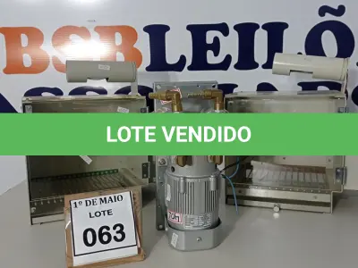 LOTE 063 - 01 BOMBA A VÁCUO E MATERIAIS DIVERSOS. (NO ESTADO) ATENÇÃO! FAZER A VISITAÇÃO ANTES DE ARREMATAR, NÃO SABEMOS SE FUNCIONA. LEILÃO NÃO TEM GARANTIA E NEM DEVOLUÇÃO, SUJEITO A POSSÍVEIS AVARIAS VISÍVEIS/OCULTAS E/OU AUSÊNCIA DE COMPONENTES.
