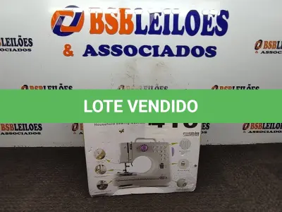 LOTE 410 - 01 - MÁQUINA DE COSTURA MULTIFUNCIONAL PORTÁTIL FACILITA SM-505A (NO ESTADO, NÃO SABEMOS SE FUNCIONA. LEILÃO NÃO TEM GARANTIA E NEM DEVOLUÇÃO, SUJEITO A POSSÍVEIS AVARIAS VISÍVEIS/OCULTAS E/OU AUSÊNCIA DE COMPONENTES)