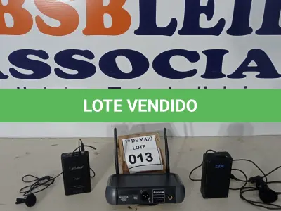 LOTE 013 - 01 RECEIVER PARA MICROFONE, 01 ADAPTADOR IBM E 01 MICROFONE SEM FIO.   (NO ESTADO) ATENÇÃO! FAZER A VISITAÇÃO ANTES DE ARREMATAR, NÃO SABEMOS SE FUNCIONA. LEILÃO NÃO TEM GARANTIA E NEM DEVOLUÇÃO, SUJEITO A POSSÍVEIS AVARIAS VISÍVEIS/OCULTAS E/OU AUSÊNCIA DE COMPONENTES.