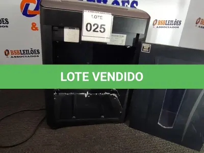 LOTE 025 - 01 TRITURADOR DE PAPEL. (NO ESTADO EM QUE SE ENCONTRA. SUJEITO A AVARIAS OCULTAS/VISÍVEIS.)