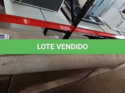 LOTE 038 - 01 RUG (TAPETE). (NO ESTADO EM QUE SE ENCONTRA. SUJEITO A AVARIAS OCULTAS/VISÍVEIS.) AU2115B