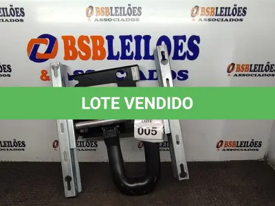 LOTE 005 - 01 SUPORTE ARTICULADO PARA  TELA DE MONITOR/TELA .  (NO ESTADO EM QUE SE ENCONTRA. SUJEITO A AVARIAS OCULTAS/VISÍVEIS.)