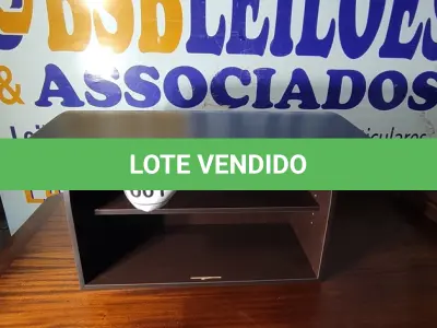 LOTE 001 - 01 ARMÁRIO SUSPENSO. (NO ESTADO EM QUE SE ENCONTRA. SUJEITO A AVARIAS OCULTAS/VISÍVEIS.)