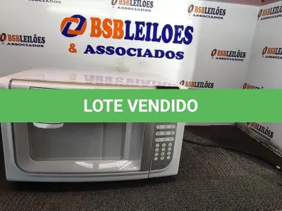 LOTE 039 - 01 MICRO-ONDAS ELECTROLUX 127V. (NO ESTADO EM QUE SE ENCONTRA. SUJEITO A AVARIAS OCULTAS/VISÍVEIS.) BH1519P