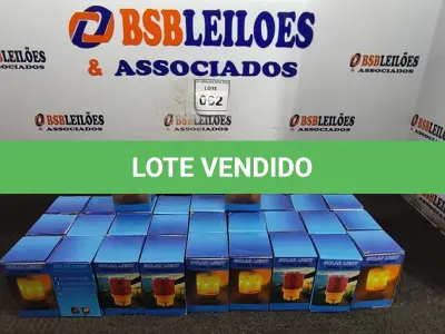 LOTE 062 - 29 SINALIZADORES SOLAR LIGHT GREN POWER. (NO ESTADO EM QUE SE ENCONTRA. SUJEITO A AVARIAS OCULTAS/VISÍVEIS.)