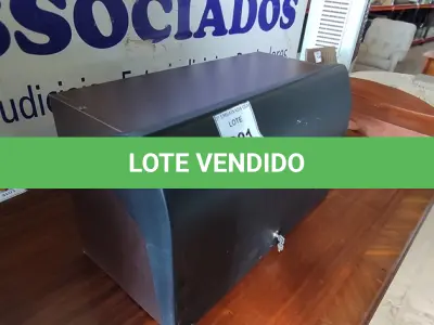 LOTE 021 - 01 ARMÁRIO SUSPENSO. (NO ESTADO EM QUE SE ENCONTRA. SUJEITO A AVARIAS OCULTAS/VISÍVEIS.)