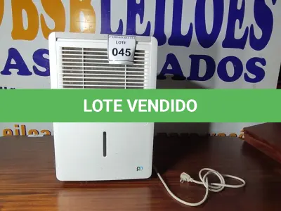 LOTE 045 - 01 DEHUMIDIFIER 110V. (NO ESTADO EM QUE SE ENCONTRA. SUJEITO A AVARIAS OCULTAS/VISÍVEIS.) AV9338Y