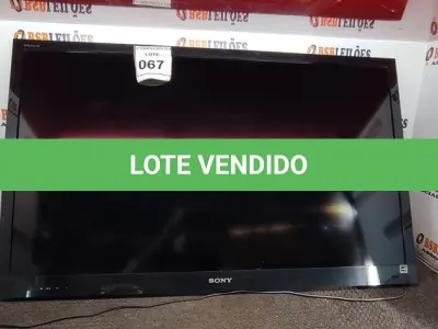 LOTE 067 - 01 TELEVISÃO SONY 46”. (NO ESTADO EM QUE SE ENCONTRA. SUJEITO A AVARIAS OCULTAS/VISÍVEIS.) AV9463C