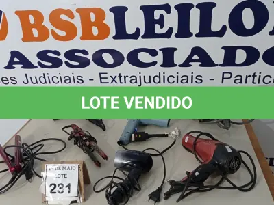 LOTE 231 - 05 SECADORES DE CABELO E 02 CHAPINHAS. (NO ESTADO) ATENÇÃO! FAZER A VISITAÇÃO ANTES DE ARREMATAR, NÃO SABEMOS SE FUNCIONA. LEILÃO NÃO TEM GARANTIA E NEM DEVOLUÇÃO, SUJEITO A POSSÍVEIS AVARIAS VISÍVEIS/OCULTAS E/OU AUSÊNCIA DE COMPONENTES.
