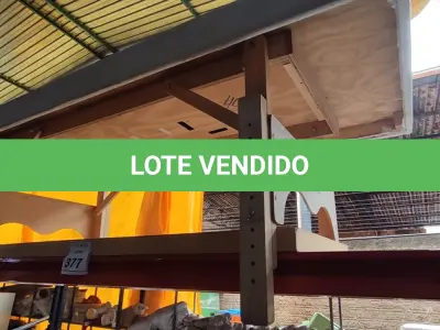 LOTE 377 - 01 MACA PARA MASSAGEM DE MADEIRA COM PÉS REGULÁVEL. (NO ESTADO) ATENÇÃO! FAZER A VISITAÇÃO ANTES DE ARREMATAR, NÃO SABEMOS SE FUNCIONA. LEILÃO NÃO TEM GARANTIA E NEM DEVOLUÇÃO, SUJEITO A POSSÍVEIS AVARIAS VISÍVEIS/OCULTAS E/OU AUSÊNCIA DE COMPONENTES.