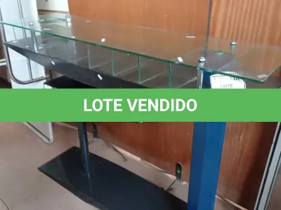 LOTE 243 - 01 EXPOSITOR DE PANFLETOS. (NO ESTADO) ATENÇÃO! FAZER A VISITAÇÃO ANTES DE ARREMATAR, NÃO SABEMOS SE FUNCIONA. LEILÃO NÃO TEM GARANTIA E NEM DEVOLUÇÃO, SUJEITO A POSSÍVEIS AVARIAS VISÍVEIS/OCULTAS E/OU AUSÊNCIA DE COMPONENTES.