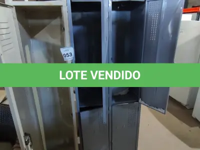 LOTE 053 - 02 ARMÁRIOS DE AÇO ROUPEIRO. (NO ESTADO EM QUE SE ENCONTRA. SUJEITO A AVARIAS OCULTAS/VISÍVEIS.)