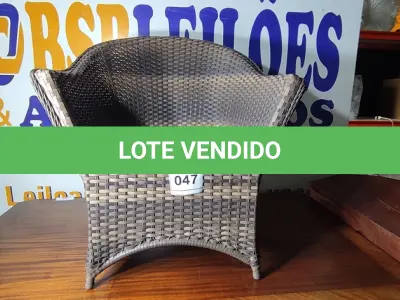 LOTE 047 - 01 CADEIRA JARDIM.  (NO ESTADO EM QUE SE ENCONTRA. SUJEITO A AVARIAS OCULTAS/VISÍVEIS.) AV9396X