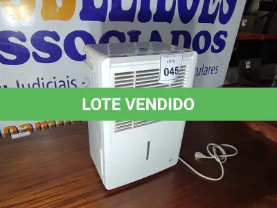 LOTE 045 - 01 DEHUMIDIFIER 110V. (NO ESTADO EM QUE SE ENCONTRA. SUJEITO A AVARIAS OCULTAS/VISÍVEIS.) AV9338Y
