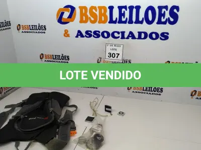 LOTE 307 - 02 IPOD NANO, 01 KIT ANTI FURTO, 01 IPOD SHUFLLE(NO ESTADO) ATENÇÃO! FAZER A VISITAÇÃO ANTES DE ARREMATAR, NÃO SABEMOS SE FUNCIONA. LEILÃO NÃO TEM GARANTIA E NEM DEVOLUÇÃO, SUJEITO A POSSÍVEIS AVARIAS VISÍVEIS/OCULTAS E/OU AUSÊNCIA DE COMPONENTES.