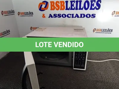 LOTE 030 - 01 MICRO-ONDAS LG 220V. (NO ESTADO EM QUE SE ENCONTRA. SUJEITO A AVARIAS OCULTAS/VISÍVEIS.) BH1501Y
