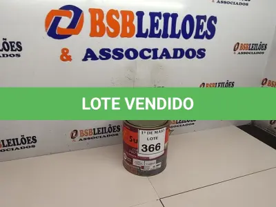 LOTE 366 - 01 LATA DE TINTA ESMALTE PARA MADEIRAS E METAIS INTERIOR\EXTERIOR 3,6L BRILHANTE COLORADO MARCA SUVINIL. (NOVO) (NO ESTADO) ATENÇÃO! FAZER A VISITAÇÃO ANTES DE ARREMATAR, NÃO SABEMOS SE FUNCIONA. LEILÃO NÃO TEM GARANTIA E NEM DEVOLUÇÃO, SUJEITO A POSSÍVEIS AVARIAS VISÍVEIS/OCULTAS E/OU AUSÊNCIA DE COMPONENTES.