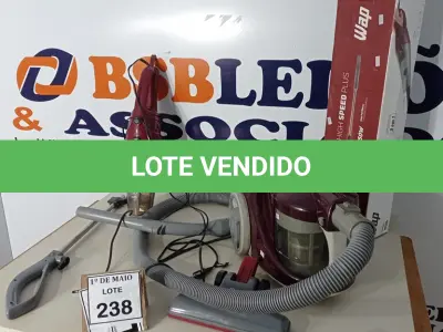 LOTE 238 - 02 ASPIRADORES DE PÓ. (NO ESTADO) ATENÇÃO! FAZER A VISITAÇÃO ANTES DE ARREMATAR, NÃO SABEMOS SE FUNCIONA. LEILÃO NÃO TEM GARANTIA E NEM DEVOLUÇÃO, SUJEITO A POSSÍVEIS AVARIAS VISÍVEIS/OCULTAS E/OU AUSÊNCIA DE COMPONENTES.
